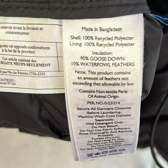 Eddie Bauer Hooded Puffer Vest - Picture 5 of 5